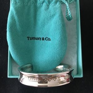 Sterling silver Tiffany bracelet. 1837 markings and 925. 5.5 inch